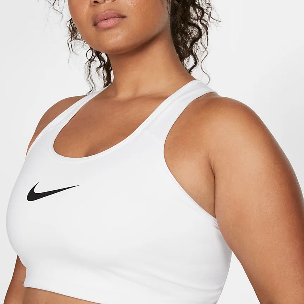 Women’s Plus Size 2X Nike Swoosh Medium-Support Non-Padded Sports White